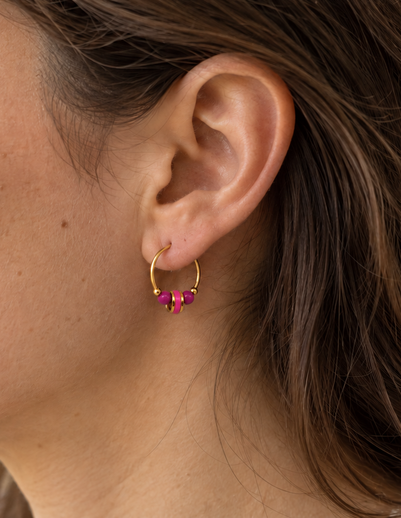 Mini-créoles perles colorées roses et violettes, détails dorés - Alma Rosa